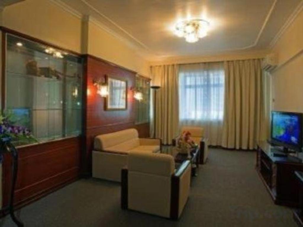 Huu Nghi Hotel Hai Phong Exterior photo