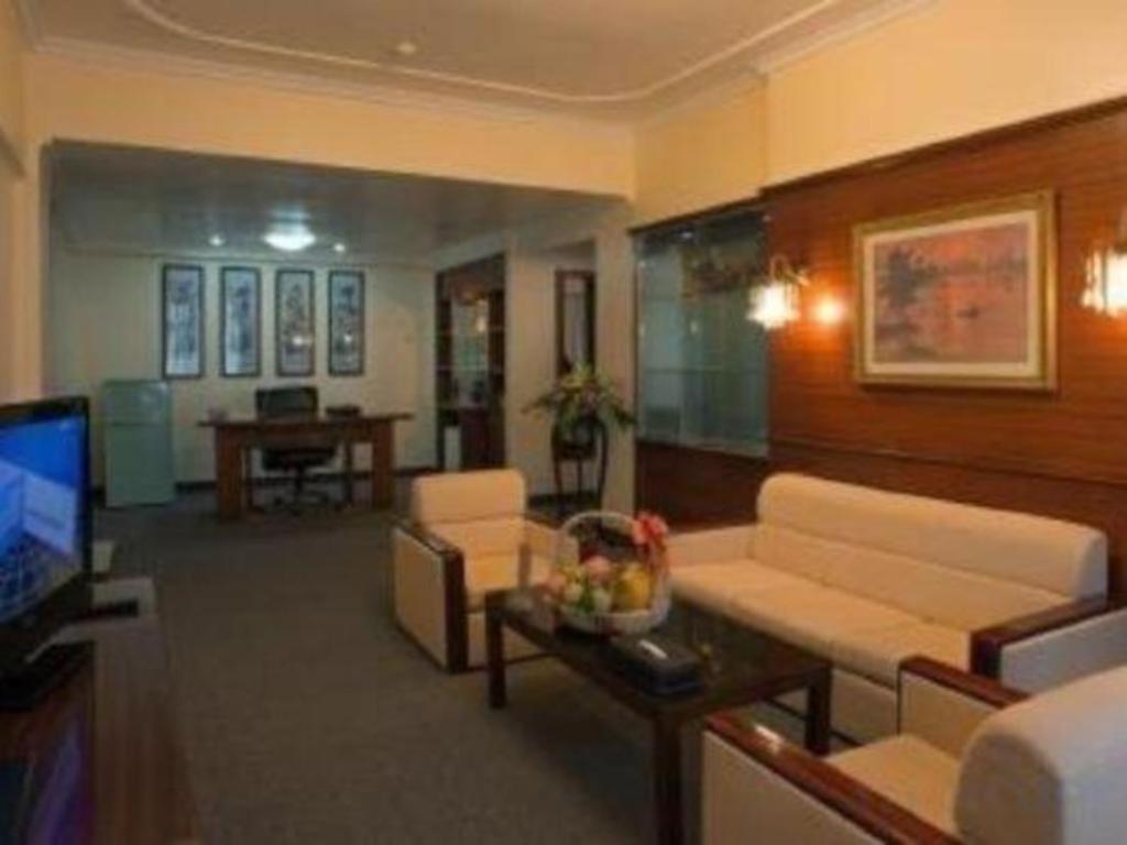 Huu Nghi Hotel Hai Phong Exterior photo